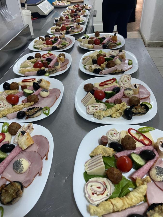 Pensiunea El Greco Axente Sever Экстерьер фото